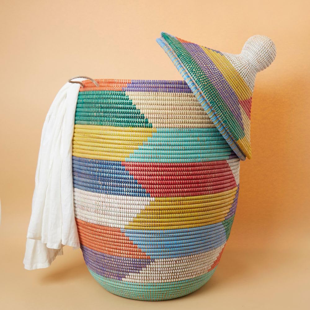 Extra Large Decorative Wicker Storage Basket with Lid, Laundry Hamper, Blanket Storage, Toys Bin, Clothes Holder, Boho Style, 20" Wide, 26" Tall
