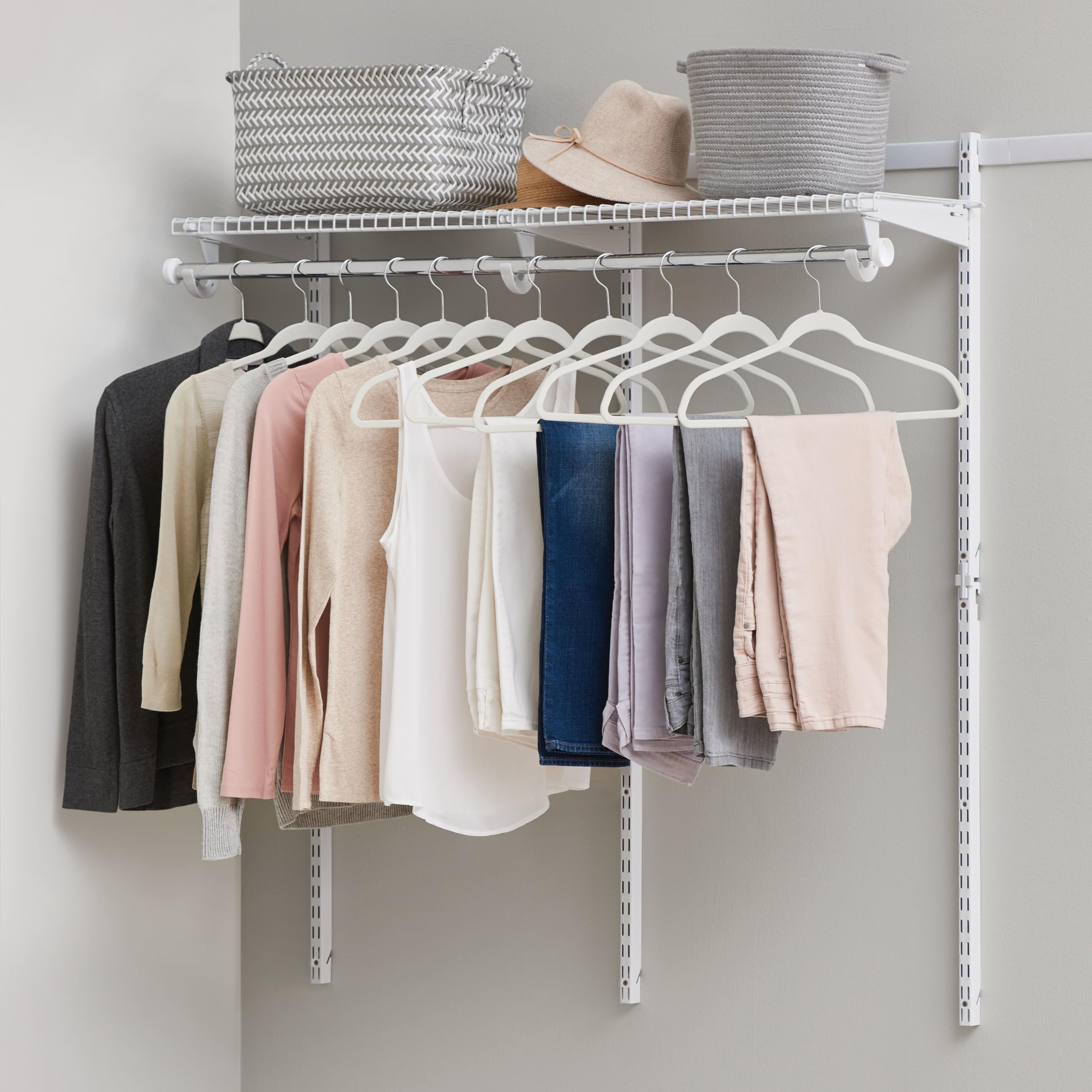 Rubbermaid FastTrack Closet Kit